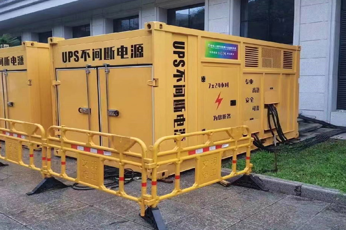 南头镇发电机租赁施工现场